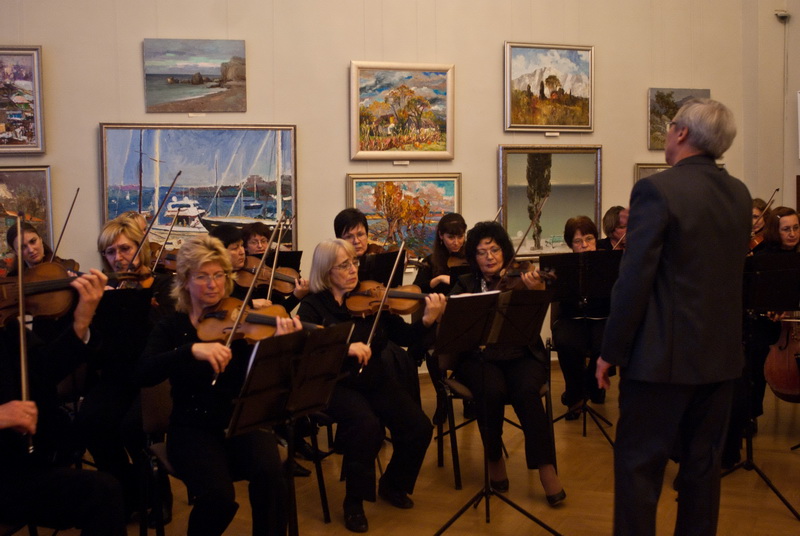 В Севастополе открылась выставка международного Батилиманского пленэра Выставка, В Севастополе открылась выставка международного Батилиманского пленэра