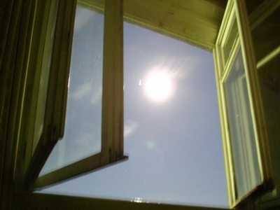 В Бахчисарае при падении с высотного дома погиб мужчина Происшествие, В Бахчисарае при падении с высотного дома погиб мужчина