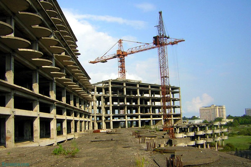 Местным властям в Крыму поручили быстрее решать проблему с долгостроями незавершенное строительство, Местным властям в Крыму поручили быстрее решать проблему с долгостроями