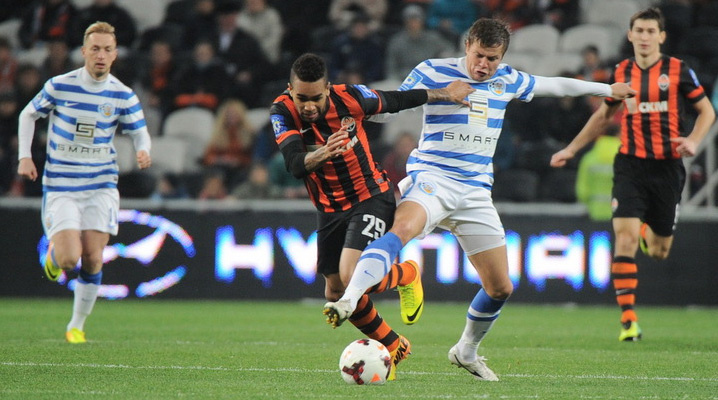 Футбол, «Севастополь» проигрывает с хоккейным счетом