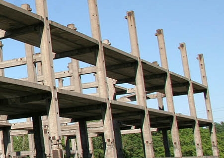 незавершенное строительство, В Алуште зарегистрировано 56 объектов незавершенного строительства