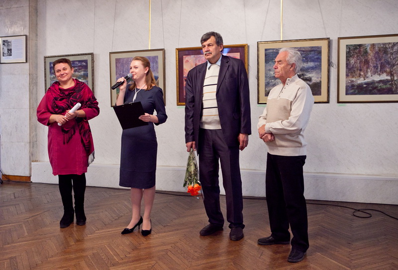 В Севастополе открылась выставка крымского художника Выставка, В Севастополе открылась выставка крымского художника