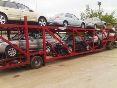 Мошенничество, Два крымчанина незаконно ввезли на полуостров 41 автомобиль