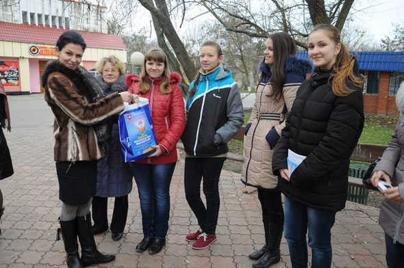 Книги которые нас воспитали, В Красноперекопске провели первый этап акции «Книги, которые нас воспитали»