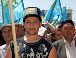 Крымские татары готовятся ехать в Киев в поддержку Януковича политическая ситуация в Украине, Крымские татары готовятся ехать в Киев в поддержку Януковича