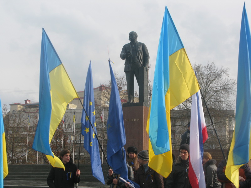 Митинг за евроинтеграцию в Симферополе не нашел поддержки политическая ситуация в Украине, Митинг за евроинтеграцию в Симферополе не нашел поддержки