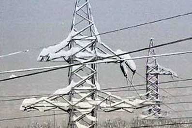 В Крыму из-за непогоды без света остались 36 населенных пунктов Электроснабжение, В Крыму из-за непогоды без света остались 36 населенных пунктов