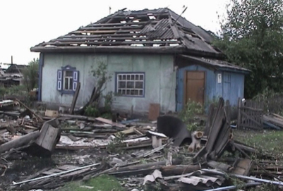 Ветер в Крыму сносит крыши домов Происшествие, Ветер в Крыму сносит крыши домов