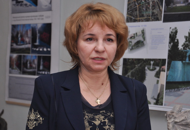 Подлодка Щ-216, На мемориальном комплексе морякам-черноморцам в Феодосии установят колокол