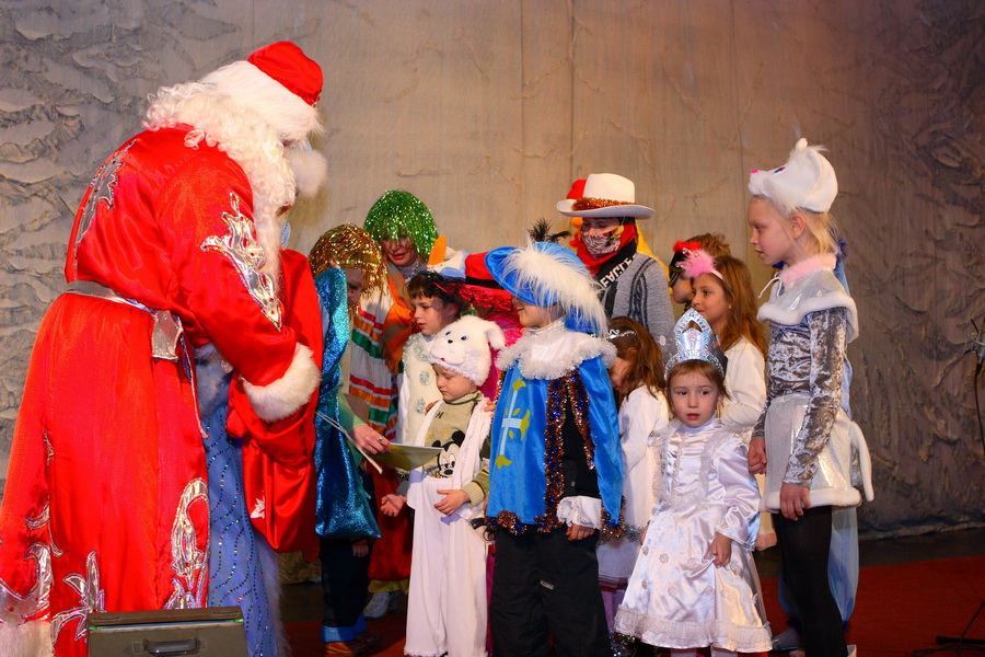 В симферопольском театре к Новому году представят мюзиклы для детей Украинский театр, В симферопольском театре к Новому году представят мюзиклы для детей