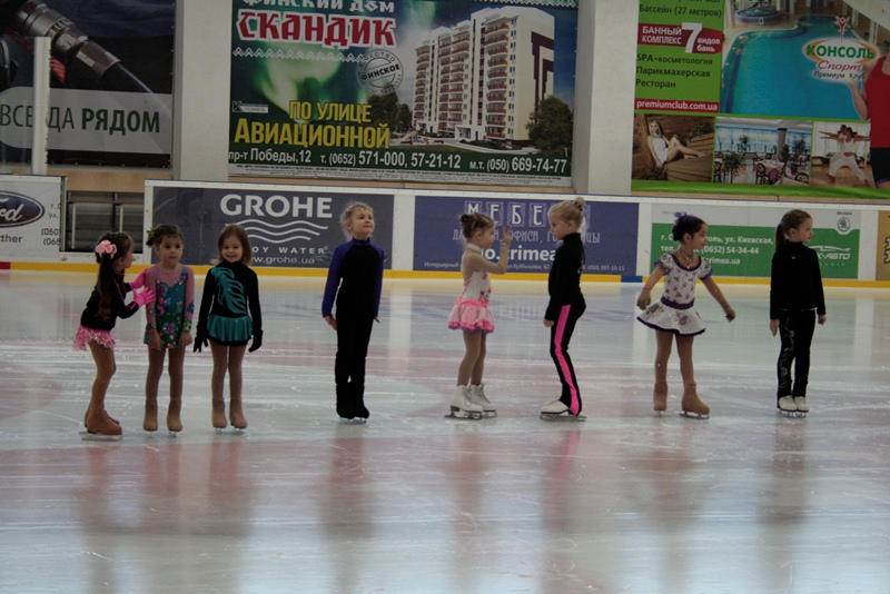 В Симферополе завершился новогодний турнир по фигурному катанию среди детей Фигурное катание, В Симферополе завершился новогодний турнир по фигурному катанию среди детей