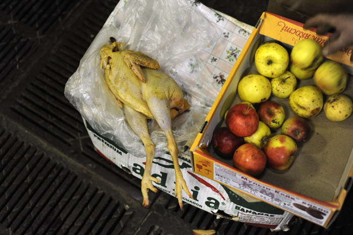 стихийная торговля, В Алуште за год у стихийных торговцев изъяли товара почти на 3 млн. грн.