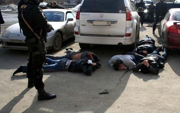 В Крыму задержали вооруженных членов преступной группы ОПГ, В Крыму задержали вооруженных членов преступной группы