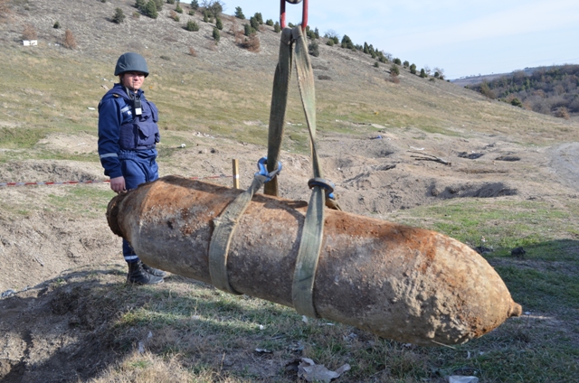 Боеприпасы, В Севастополе уничтожили авиабомбу времен войны