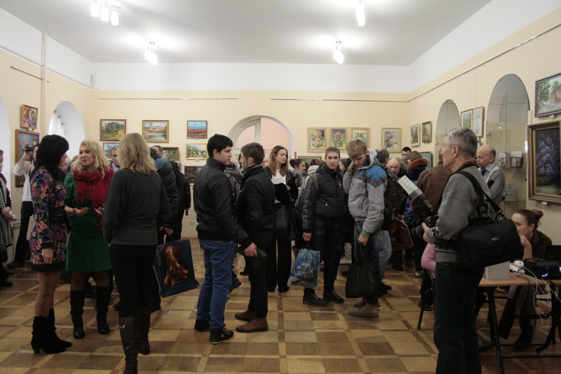 Выставка, В Симферополе открылась выставка памяти крымского искусствоведа Рудольфа Подуфалого