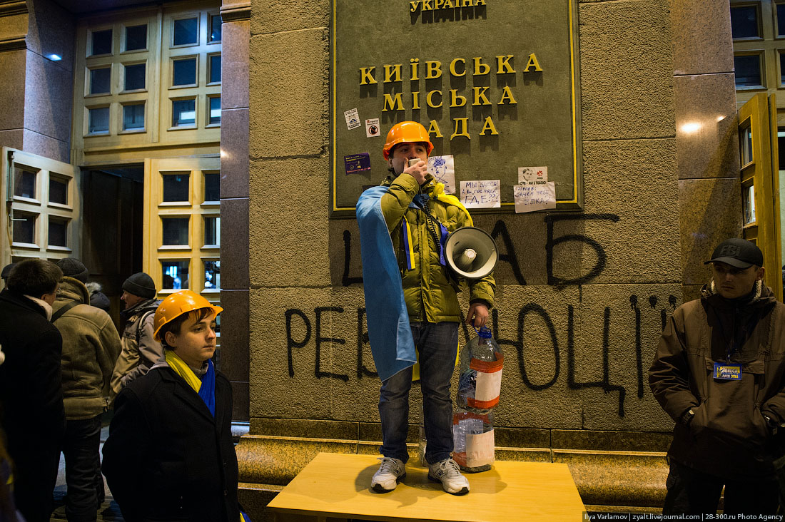 политическая ситуация в Украине, Крымский премьер призвал обладминистрации работать в правовом поле