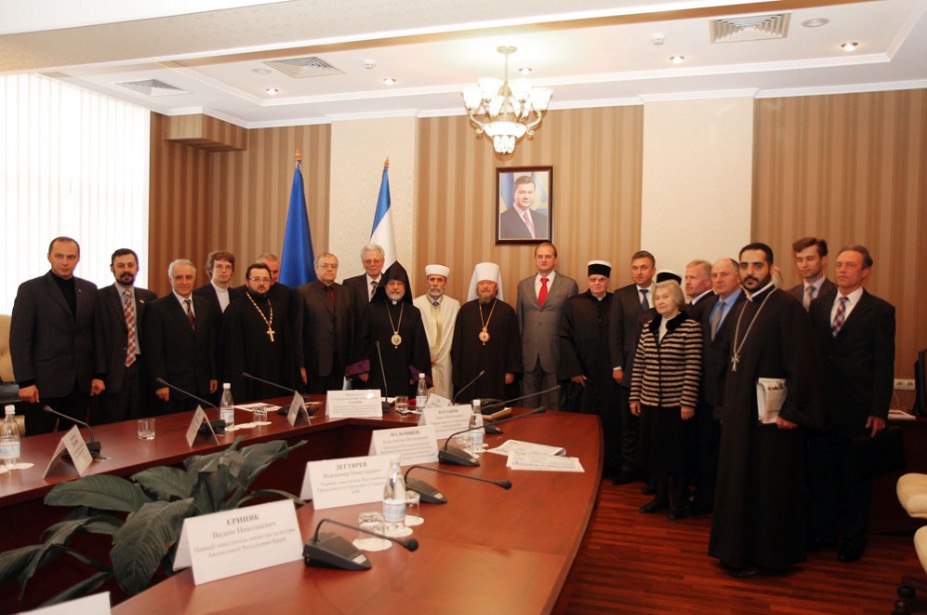 политическая ситуация в Украине, Межконфессиональный совет Крыма сделал заявление в связи с событиями в Украине