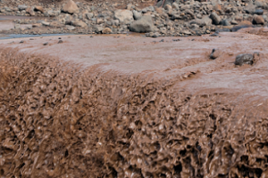 Оползень, Марьинский оползень, Оползни, В Симферопольском районе на дорогу сошел оползень