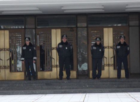 политическая ситуация в Украине, В административных зданиях Симферополя усиливать охрану не будут, – городской голова