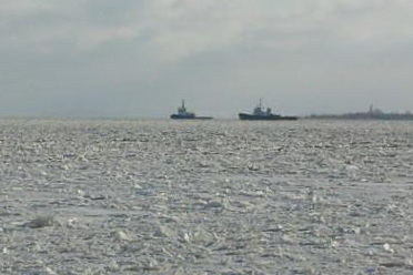 Прекращено движение судов по Керченскому проливу Паромная переправа, Прекращено движение судов по Керченскому проливу