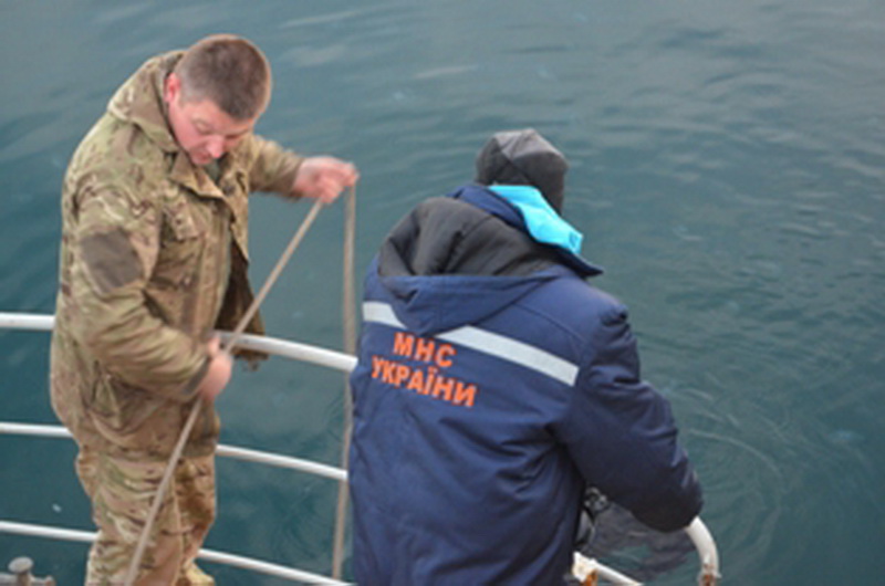 Происшествия на воде, В Севастополе в море нашли тело неизвестного мужчины