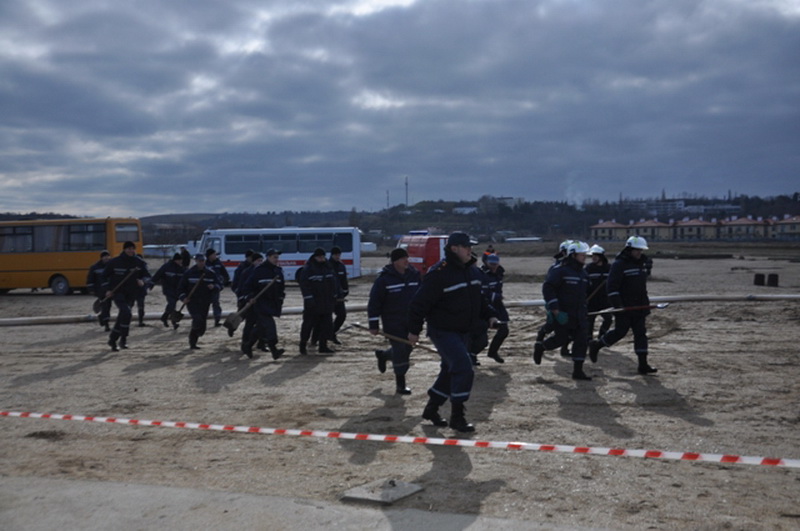 Учения, В Севастополе прошли учения спасателей ГСЧС 