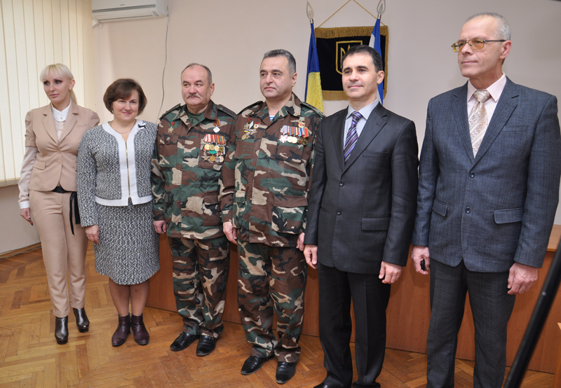 В Крыму к памятной дате афганцам выдали материальную помощь В Крыму к памятной дате афганцам выдали материальную помощь