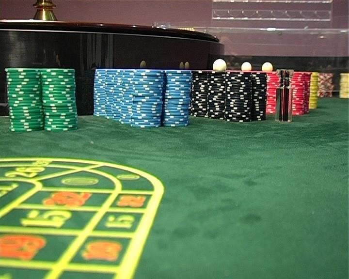 В Саках закрыли подпольный покерный клуб