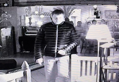 В Симферополе разыскивается подозреваемый в избиении иностранца В Симферополе разыскивается подозреваемый в избиении иностранца