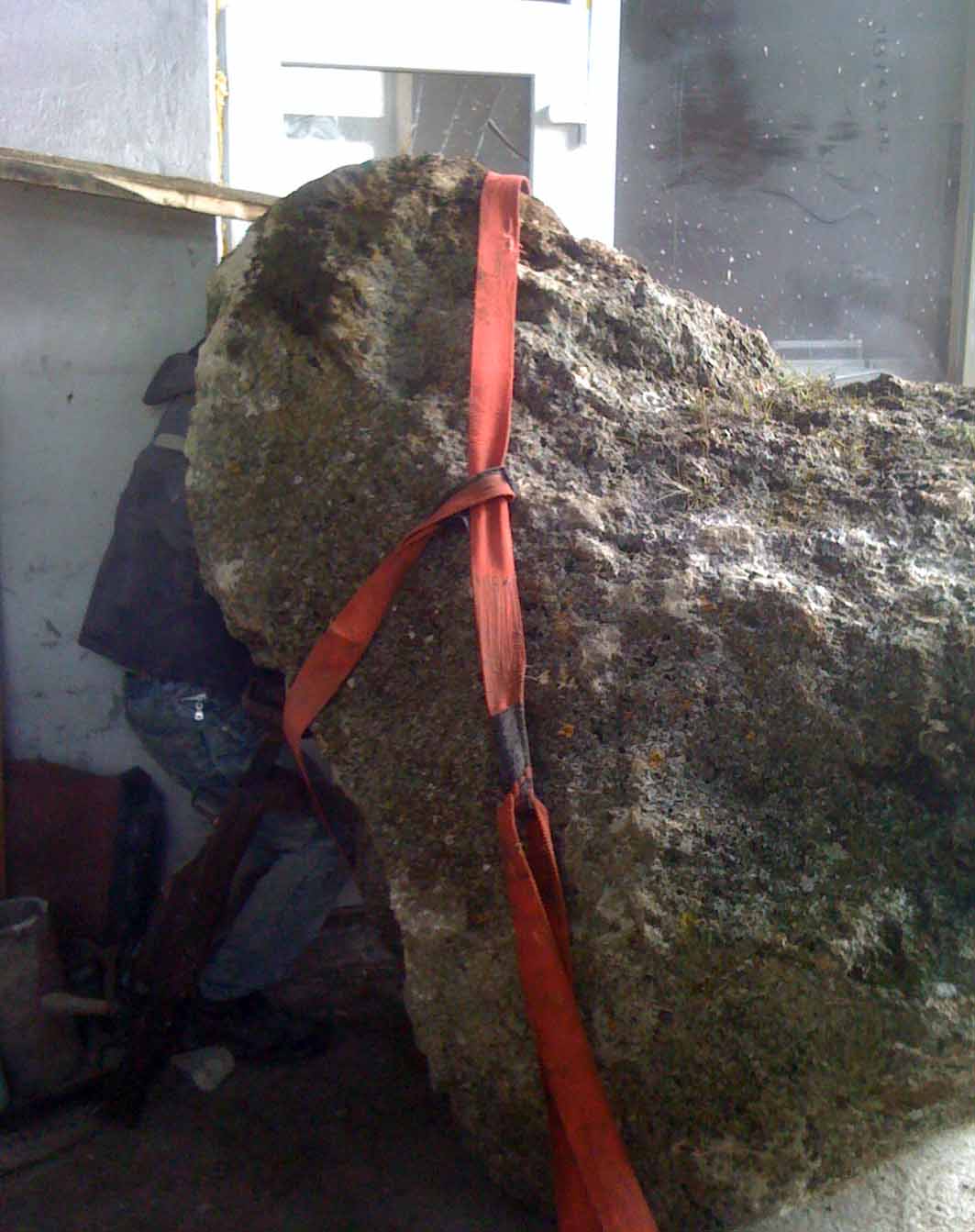 В Керчи рабочий погиб от падения глыбы В Керчи рабочий погиб от падения глыбы