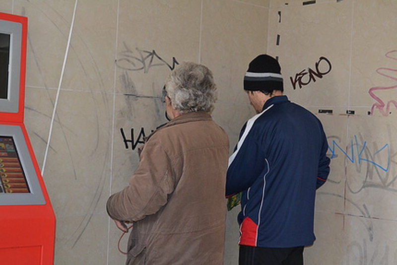 В подземном переходе Симферополя провели субботник В подземном переходе Симферополя провели субботник