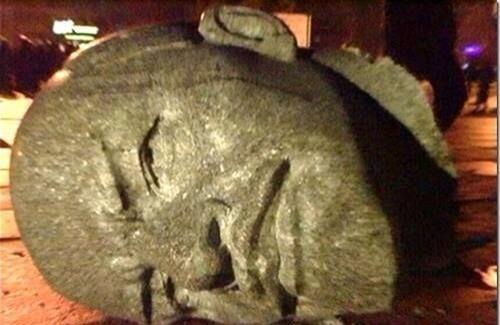 В Белогорском районе снесли памятник Ленину В Белогорском районе снесли памятник Ленину