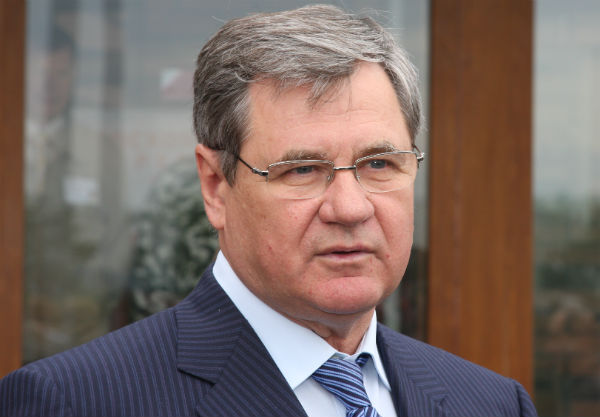 Глава администрации Севастополя подал в отставку