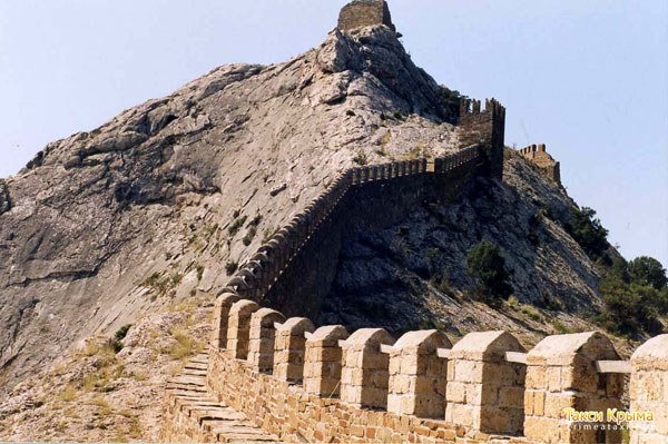 В Крыму разработали более 200 экскурсионных маршрутов