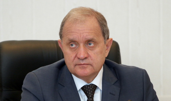 Могилев не собирается покидать пост крымского премьера
