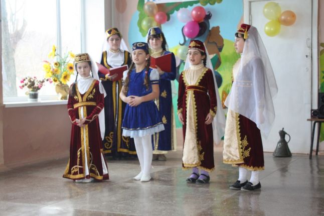 В Кировском районе провели неделю крымскотатарского языка В Кировском районе провели неделю крымскотатарского языка