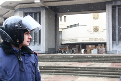 Милиция призывает крымчан сохранять спокойствие Милиция призывает крымчан сохранять спокойствие