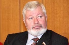 Депутат пояснил, кто и зачем захватил Верховную Раду и Совмин АРК Депутат пояснил, кто и зачем захватил Верховную Раду и Совмин АРК