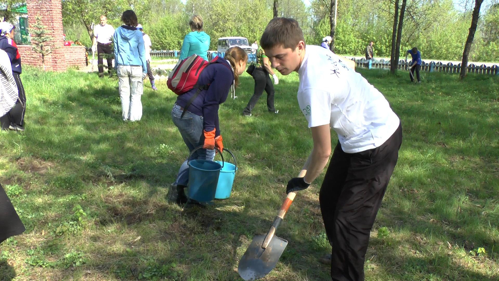 В Кировском районе школьников привлекут к облагораживанию памятников В Кировском районе школьников привлекут к облагораживанию памятников