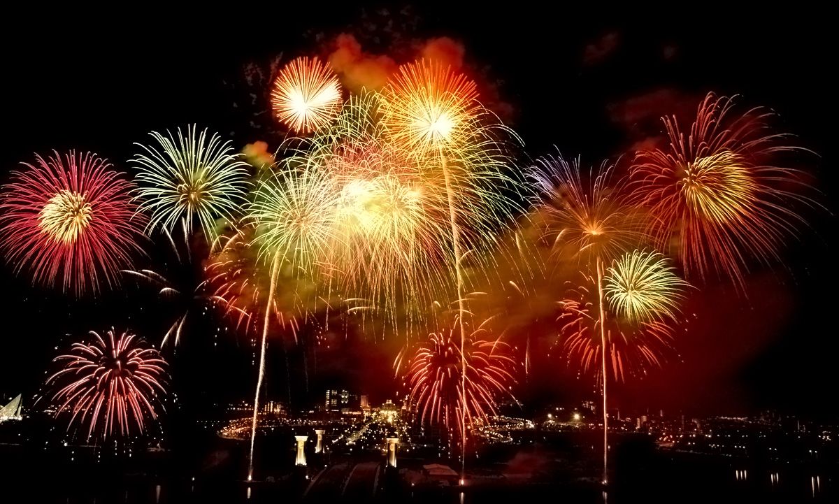 В Симферополе и Севастополе прогремит салют в честь присоединения Крыма к РФ