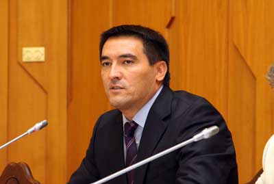 Украина снизила объем поставляемой в Крым электроэнергии на 50%