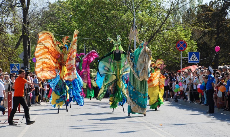 В Евпатории курортный сезон откроют Парадом эпох В Евпатории курортный сезон откроют Парадом эпох