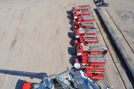 МЧС Севастополя получило 6 пожарных машин и автолестницу