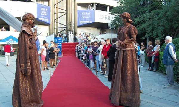 Кинофестивали в Ялте и в Гурзуфе получат государственную поддержку