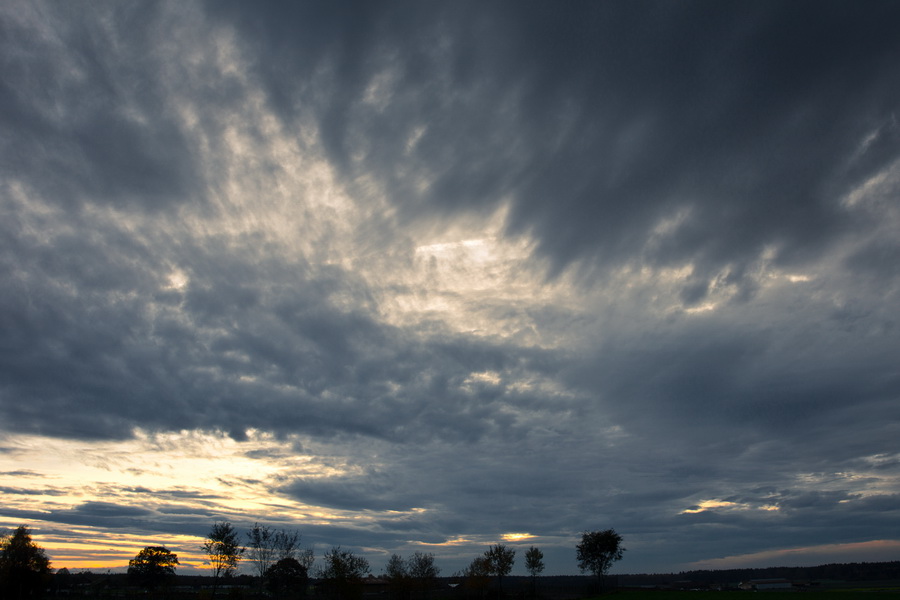 В Крыму объявлено штормовое предупреждение В Крыму объявлено штормовое предупреждение