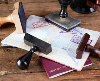 Для получения российского паспорта в Крыму не обязателен штамп о прописке