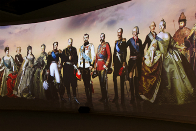 К лету в Крыму откроют выставку «300 лет Романовых»