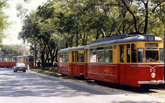 В Евпатории приостановили движении трамваев В Евпатории приостановили движении трамваев