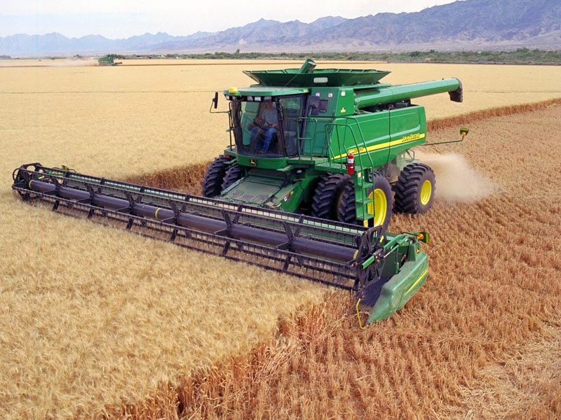 Топливо для сельхозтехники доставят в Крым из России по сниженной цене Топливо для сельхозтехники доставят в Крым из России по сниженной цене