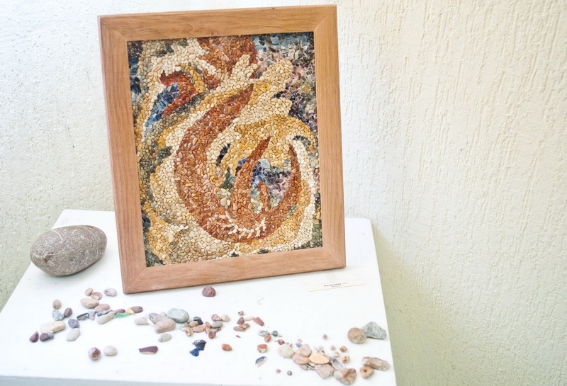 В Севастополе открылась выставка «Красная нить» В Севастополе открылась выставка «Красная нить»